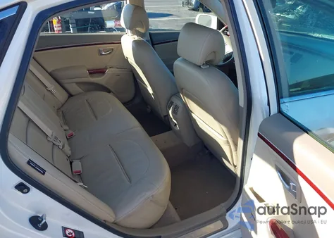 2008 Hyundai Azera Limited z USA, uszkodzony, nr VIN KMHFC46F08A304841